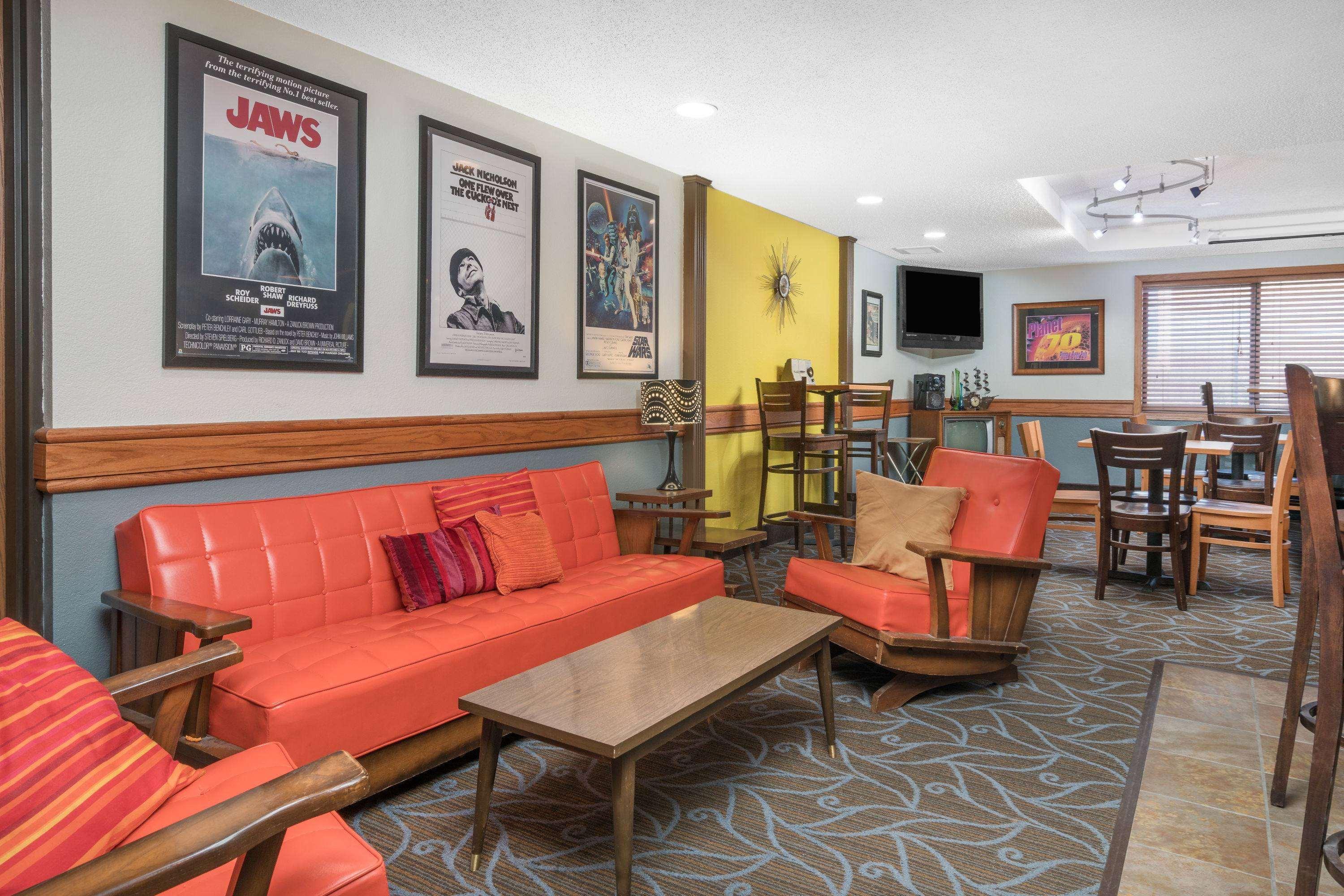 Americinn By Wyndham פורט דודג' מראה חיצוני תמונה