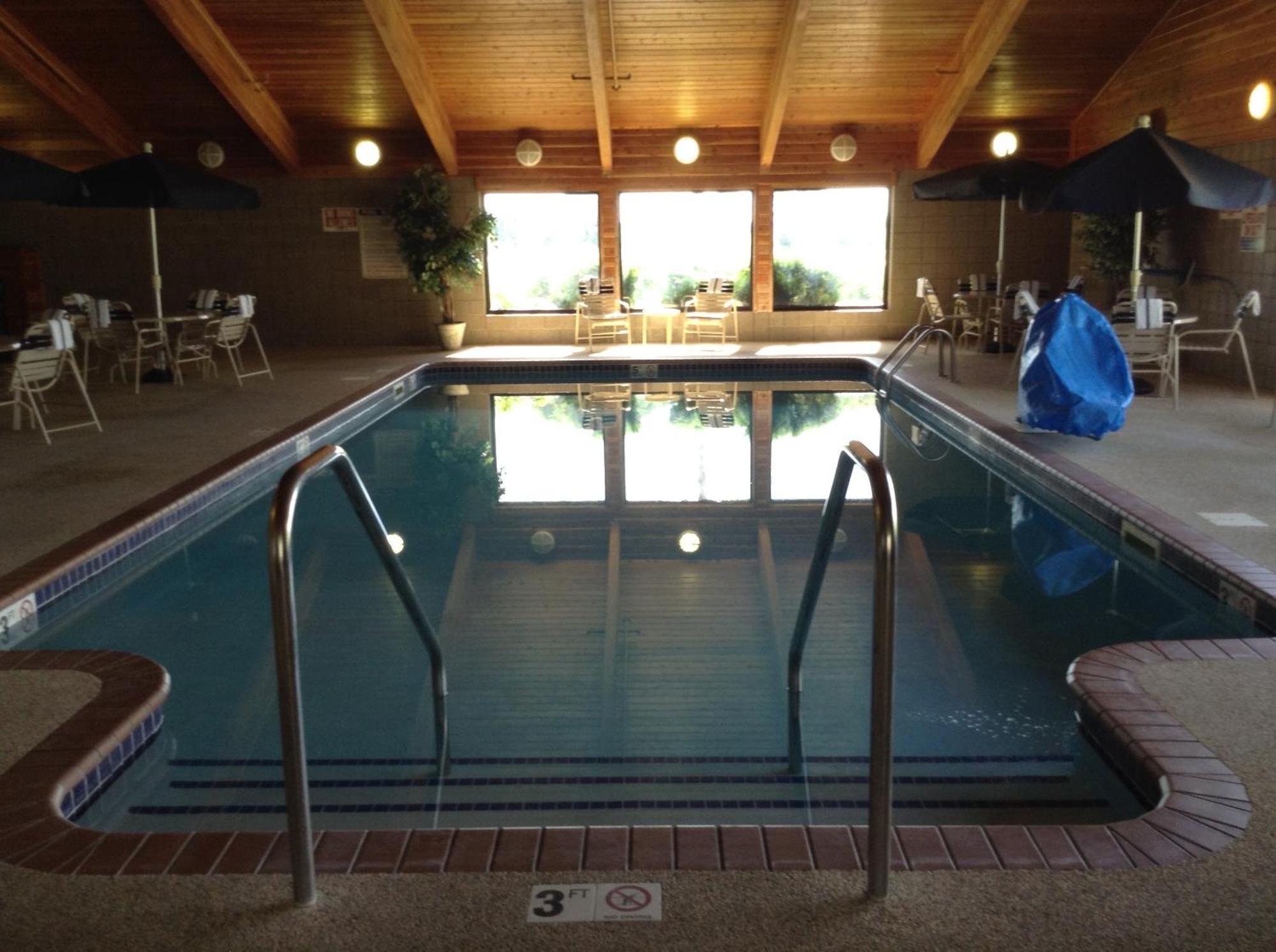 Americinn By Wyndham פורט דודג' מראה חיצוני תמונה